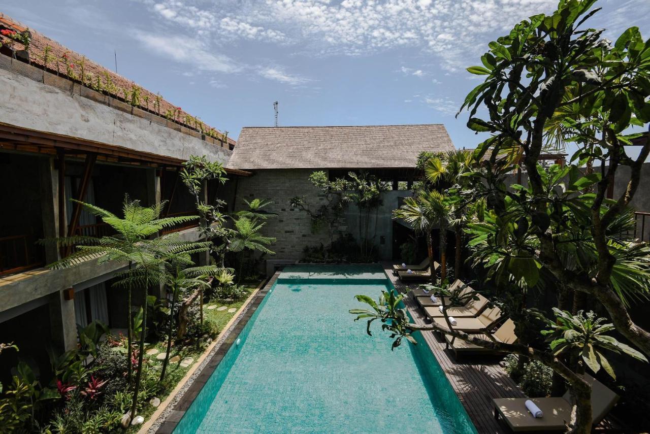 Purana Suite Ubud Buitenkant foto