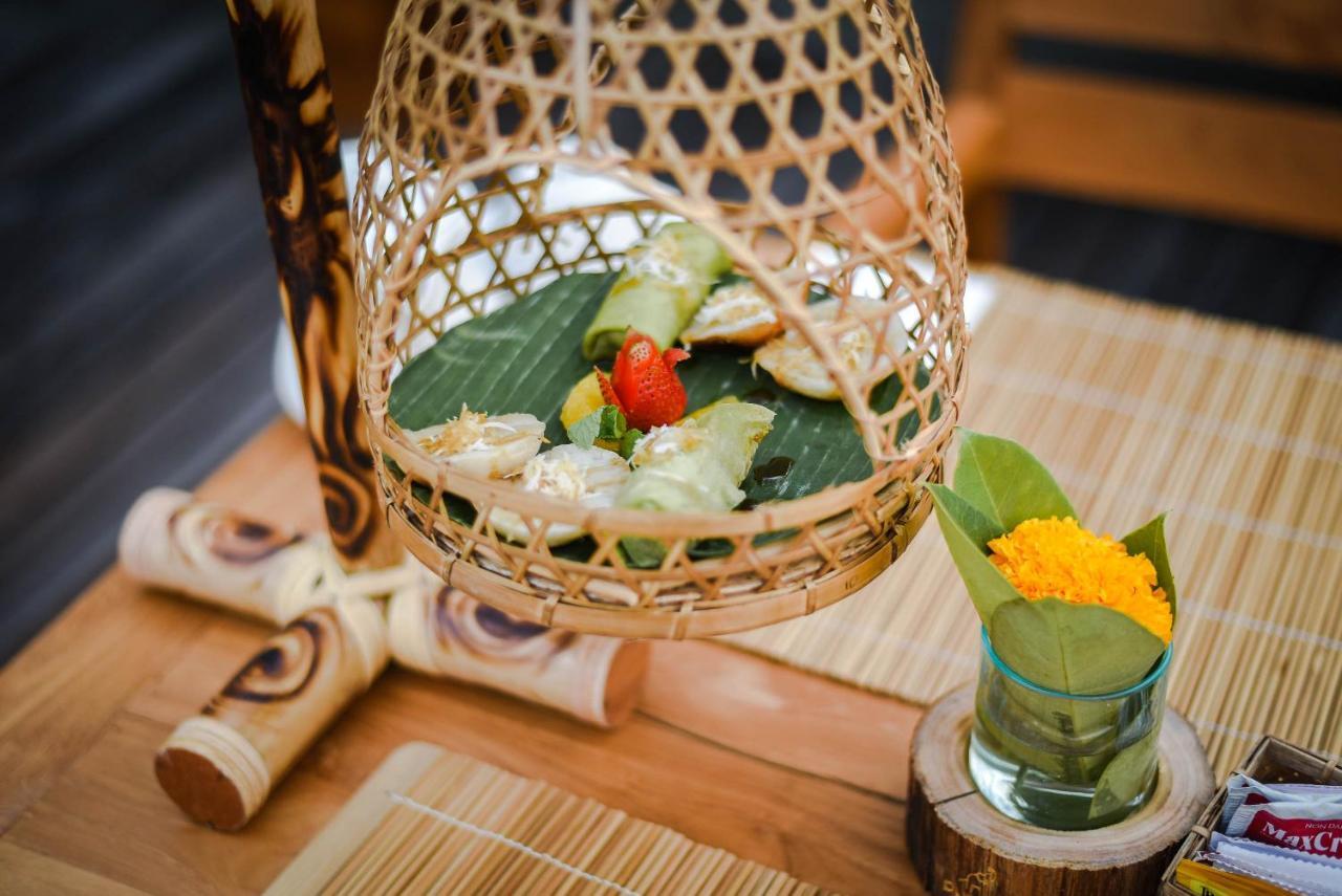 Purana Suite Ubud Buitenkant foto