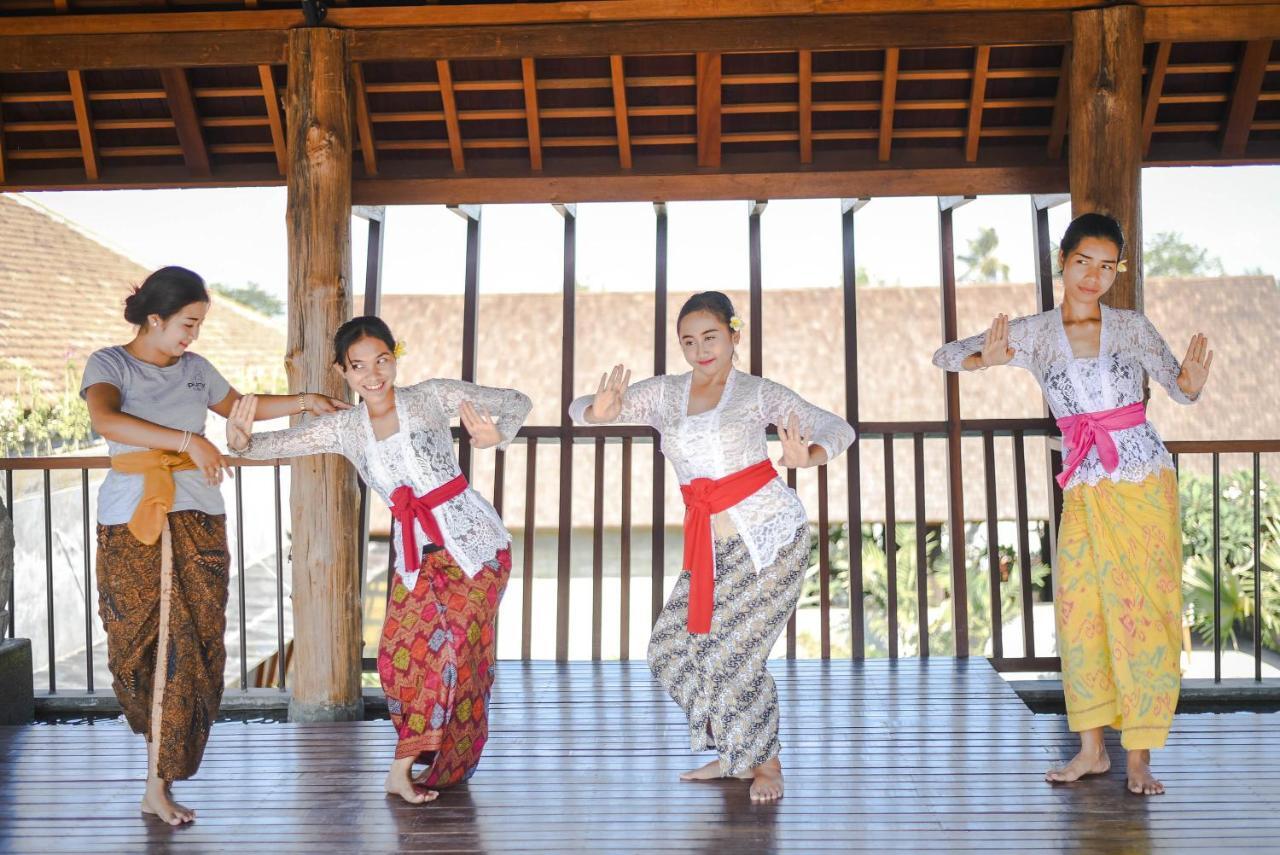 Purana Suite Ubud Buitenkant foto