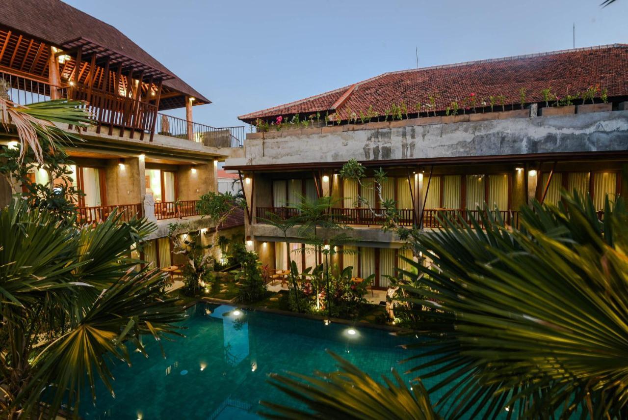 Purana Suite Ubud Buitenkant foto